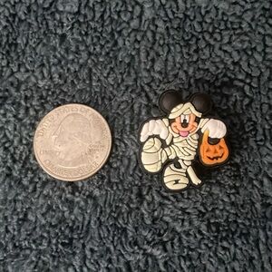 5/$10 Jibbitz Mickey Mouse Halloween Mummy Pumpkin Jack-o-Lantern Croc Charm
